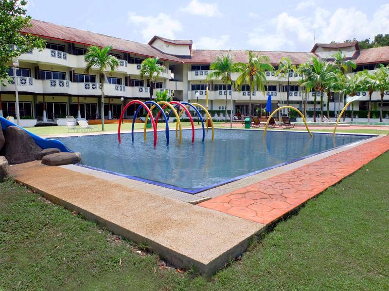 Villea Rompin Resort & Golf Kuala Rompin Exterior foto